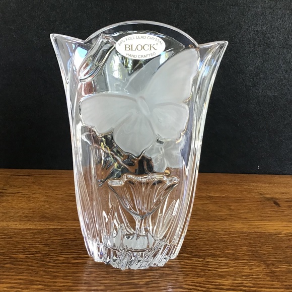 New Block Crystal Vase Butterfly Flowers Glass Hand Crafted Poland - Picture 1 of 14